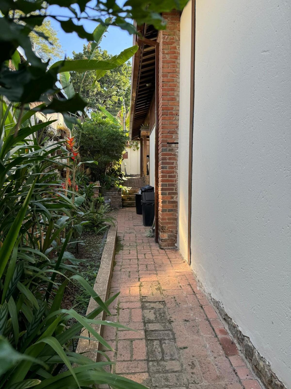 Charming House In Pampulha